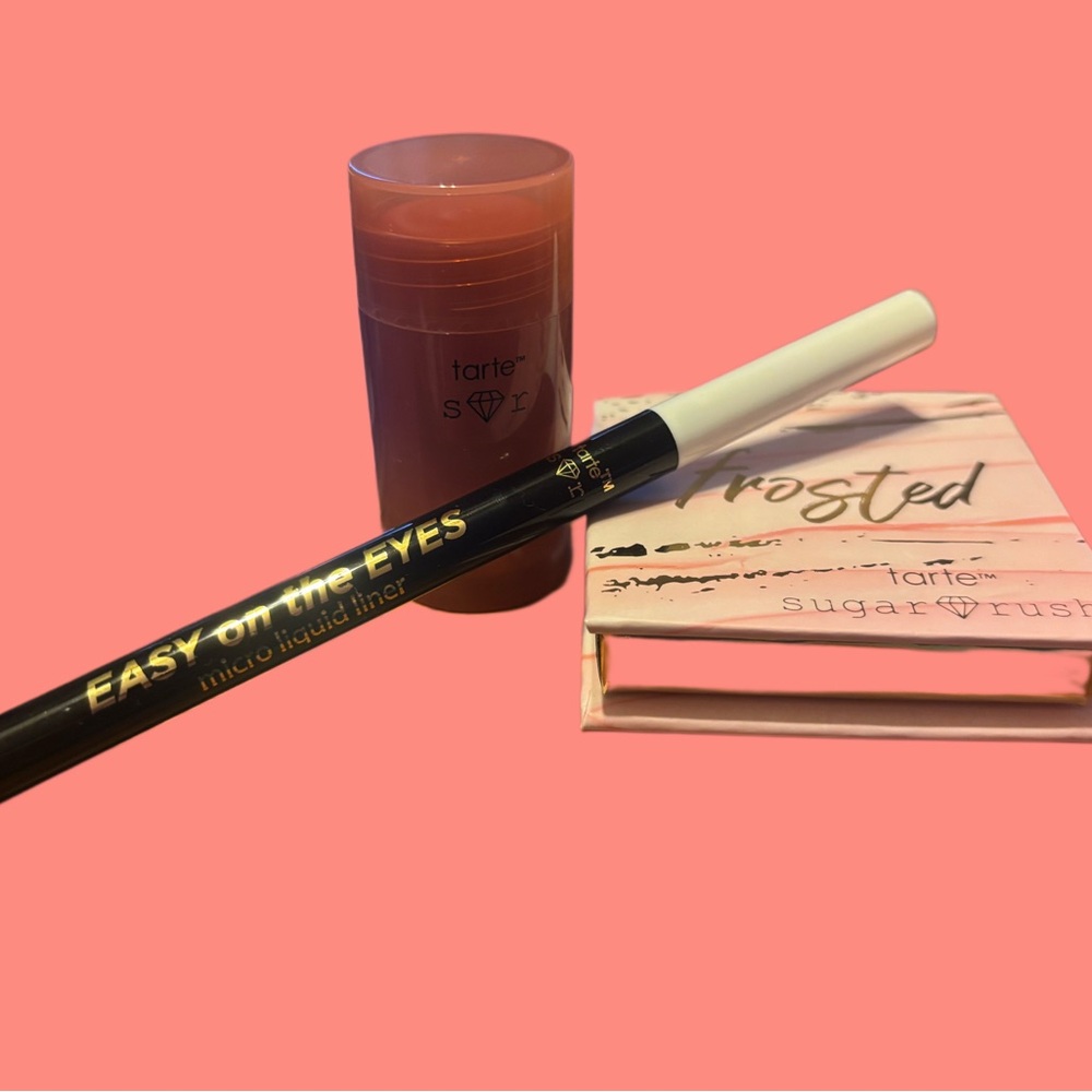Tarte Pink Sugar Rush Eyeshadow, lip balm & Black Easy On The Eyes Liquid Liner